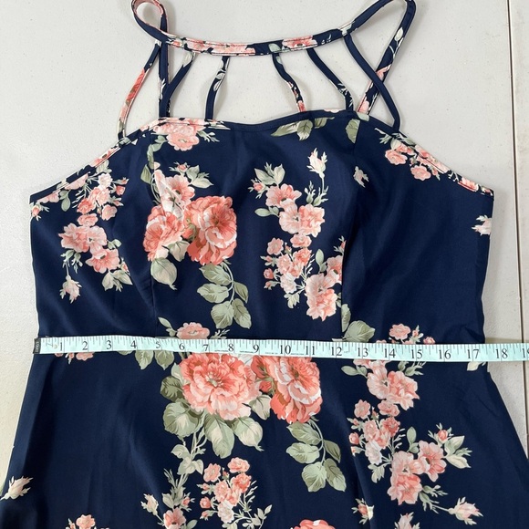 SHEIN Blue Halter Sundress Mini - Picture 10 of 16